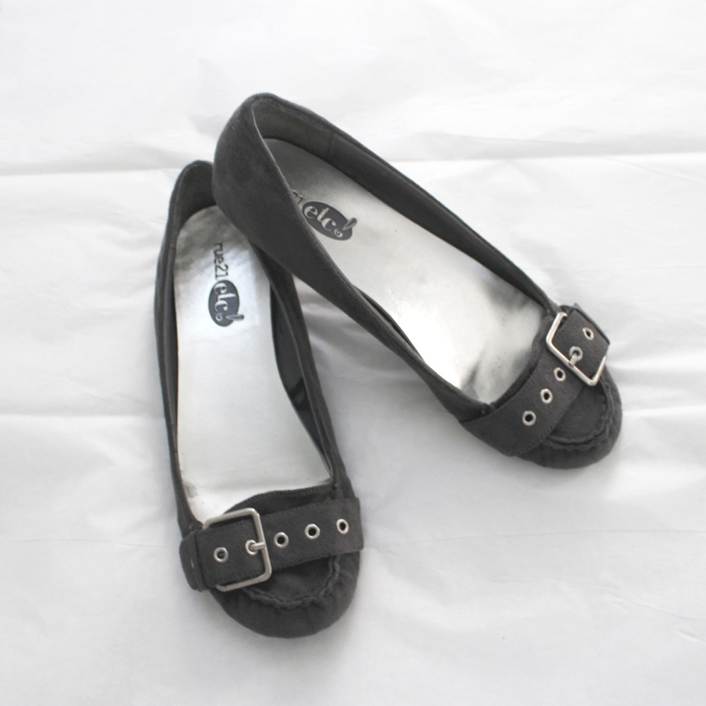 Rue21 Gray Suede Rivet Buckle Flat